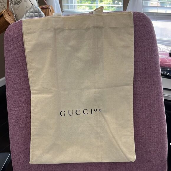 Gucci shoppers  - Picture 6 of 10